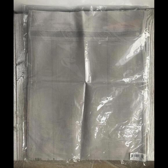 Shapermint Women's Meshin' Around Wash Bag Light Grey Size: 13 x 15.5 in NWT - Picture 2 of 2